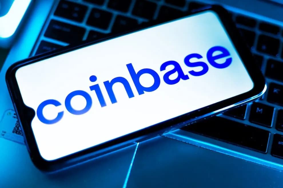 Coinbase、従業員の約14%を削減へ──AIネイティブな組織運営へ転換