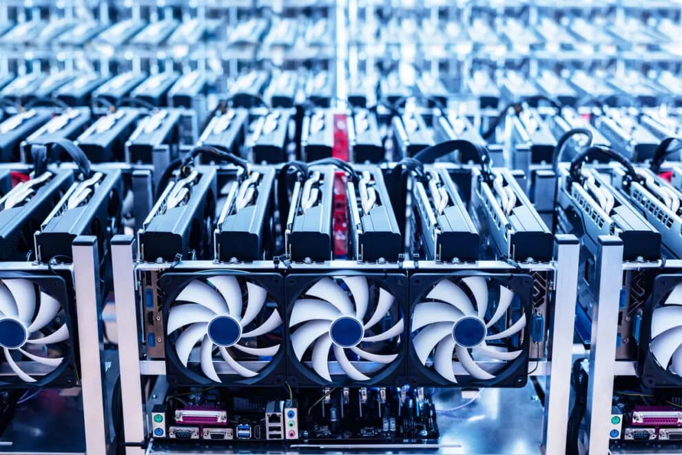 Hut 8、98億ドルのAIエネルギーリース契約を発表——株価は33%急騰