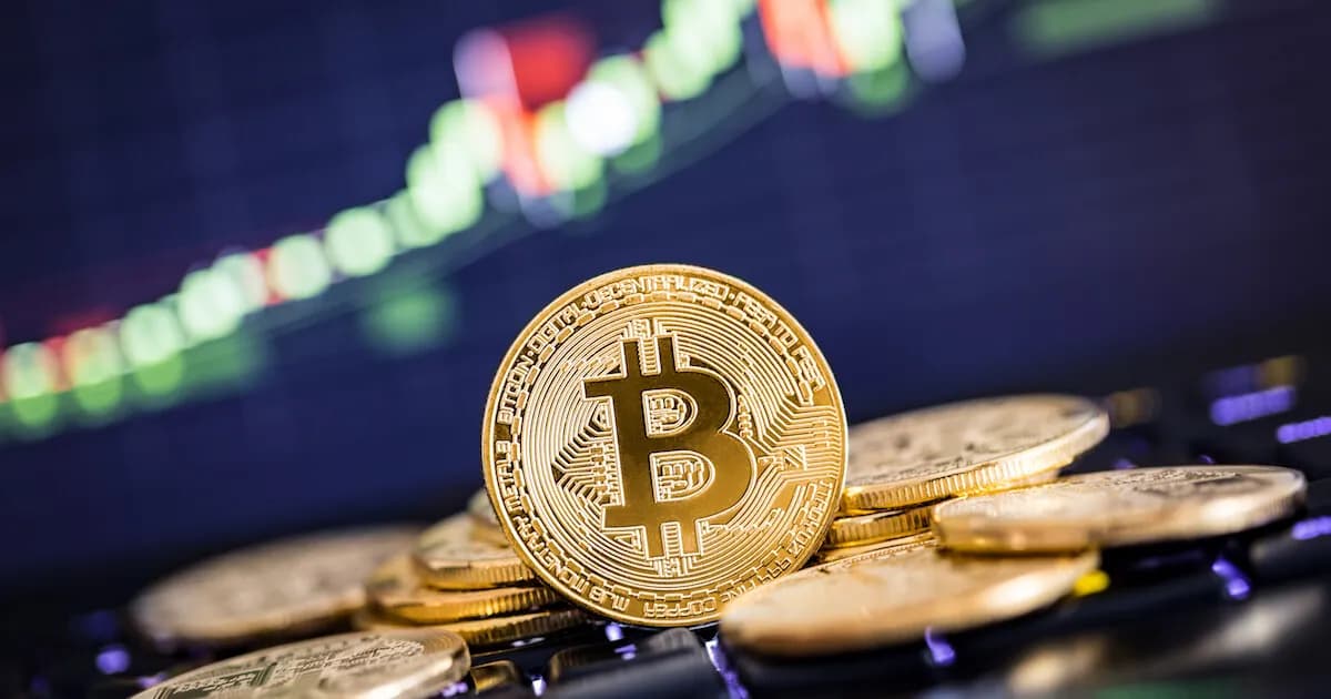 米ブルームバーグが仮想通貨の過熱ぶりを報道、識者の見解は