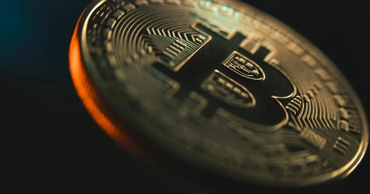 ビットコイン長期保有者の供給量が1526万BTCに回復、2025年8月以来の水準=アナリスト