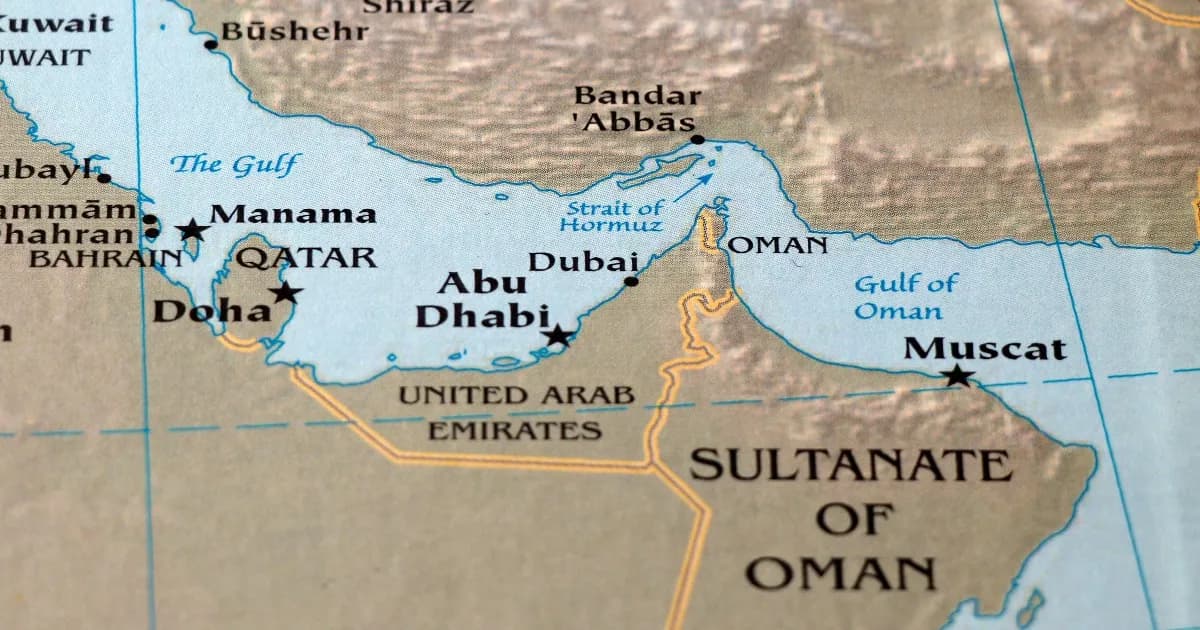 イランがビットコイン決済の海上保険プラットフォーム「Hormuz Safe」を立ち上げ=報道